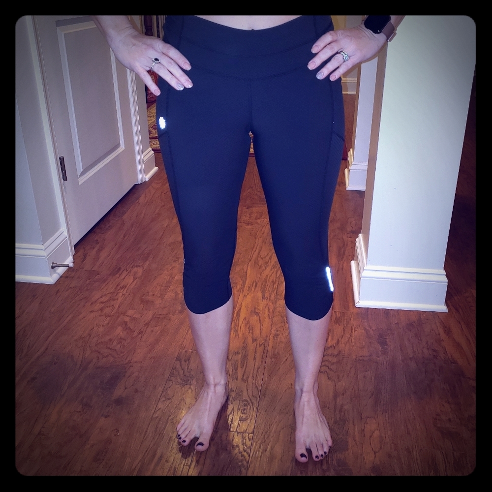 Athleta crop pants